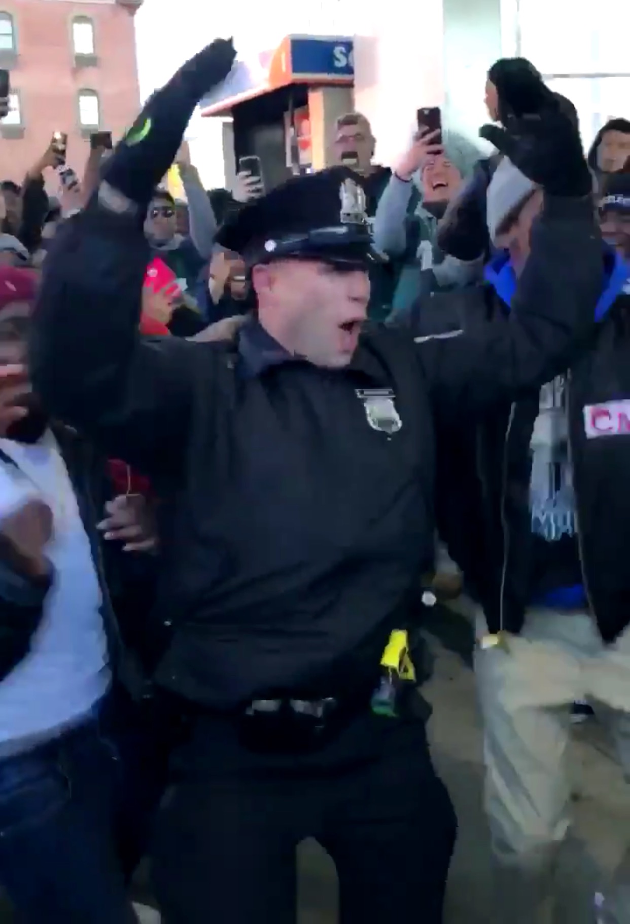 Watch These Philadelphia Police Officers Dance With Eagles Fans ...