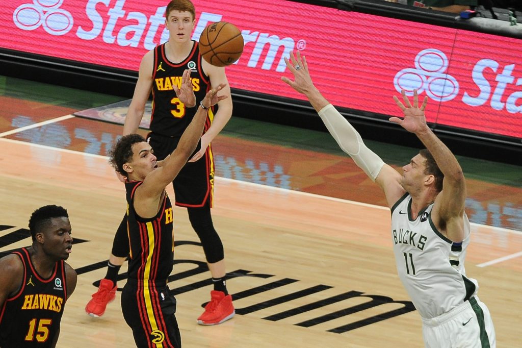 Hawks bucks game 3 player prop bets