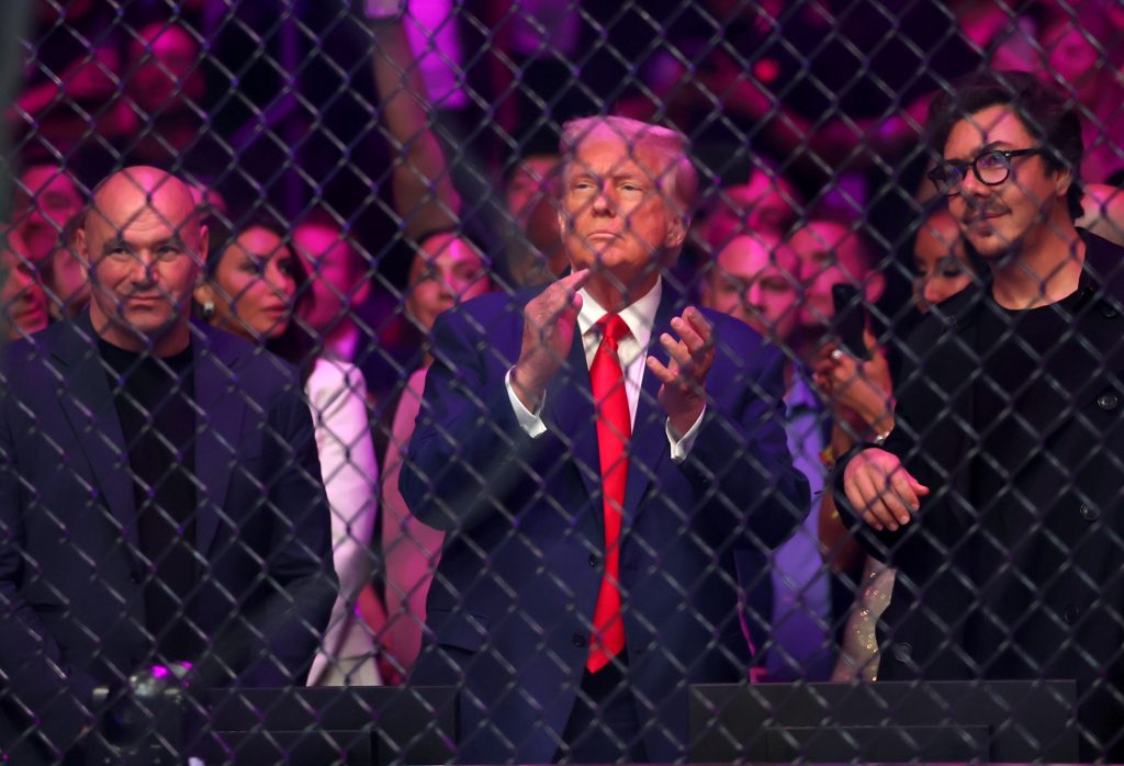 Jun 7, 2025; Newark, New Jersey, UNITED STATES; CEO of the UFC Dana White and the President of the United States Donald Trump before a bantamweight title fight during UFC 316 at Prudential Center.