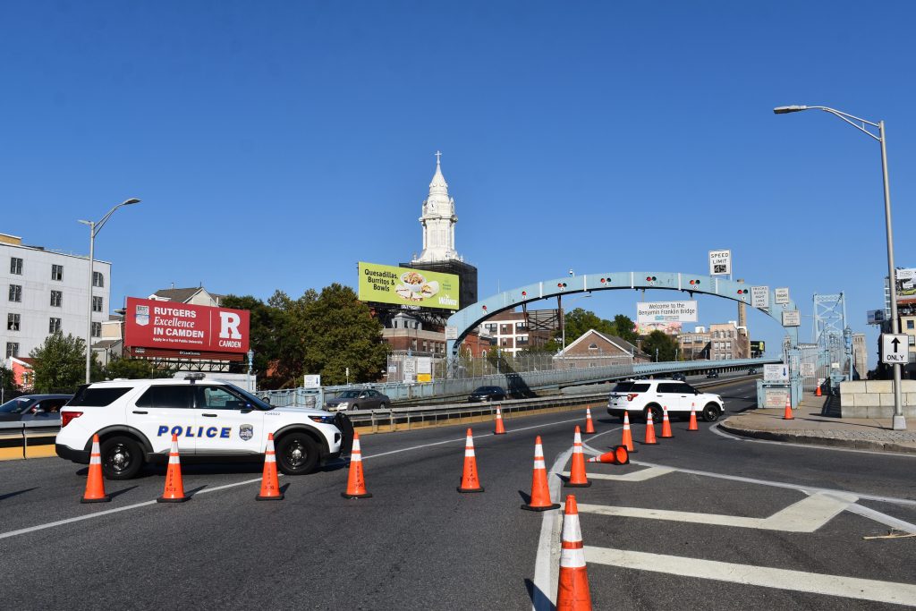 The Benjamin Franklin Bridge was closed to eastbound vehicles several hours before the presidential debate was held at the nearby National Constitution Center.