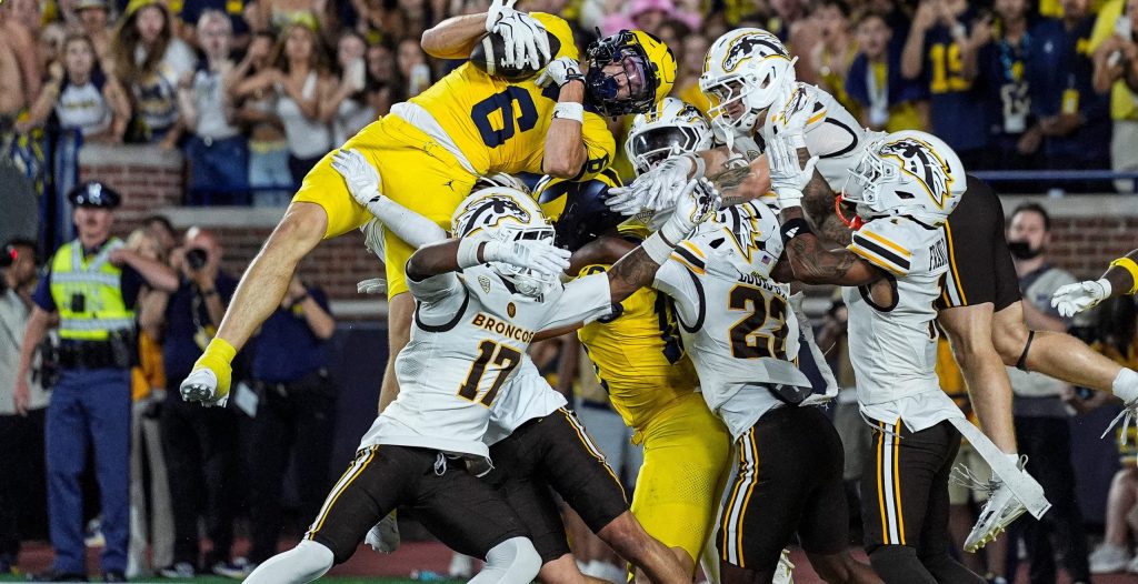 Michigan wide receiver JJ Buchanan (6) catches a 47-yard touchdown on a Hail Mary against Western Michigan to win, 13-12, as time expires in the fourth quarter at Michigan Stadium in Ann Arbor on Saturday, Sept. 5, 2026.