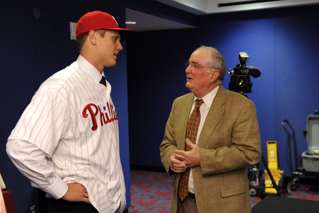 "Well, you look like a nice sturdy young chap, I shall give you my millions." Photo credit: Howard Smith-USA TODAY Sports