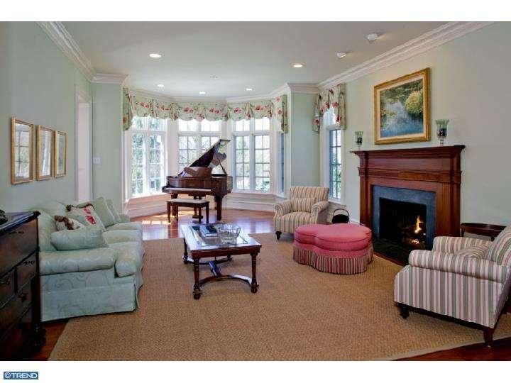 The living room of a rich grandma.