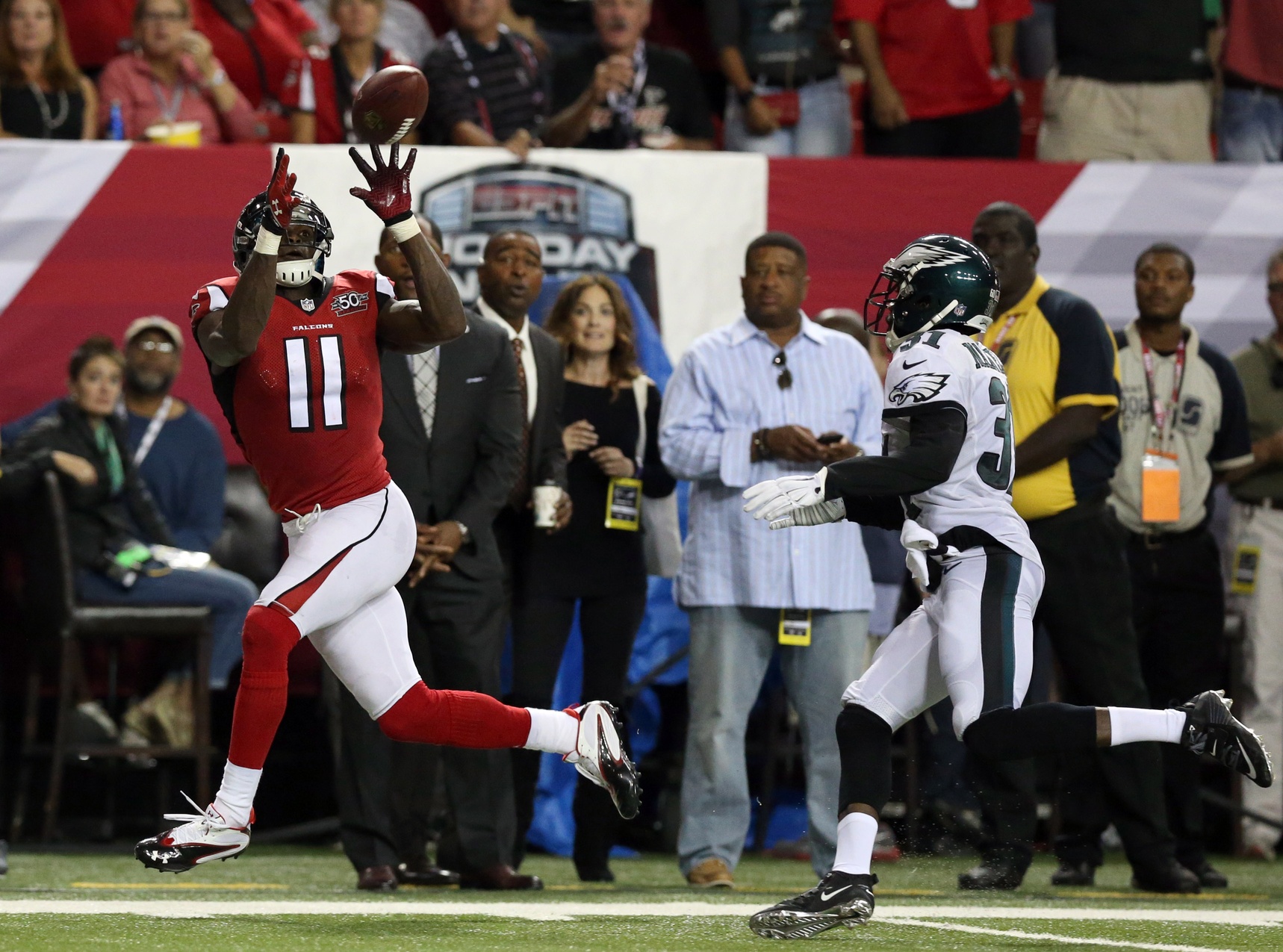 Byron Maxwell Laughs About Getting Burnt by Julio Jones