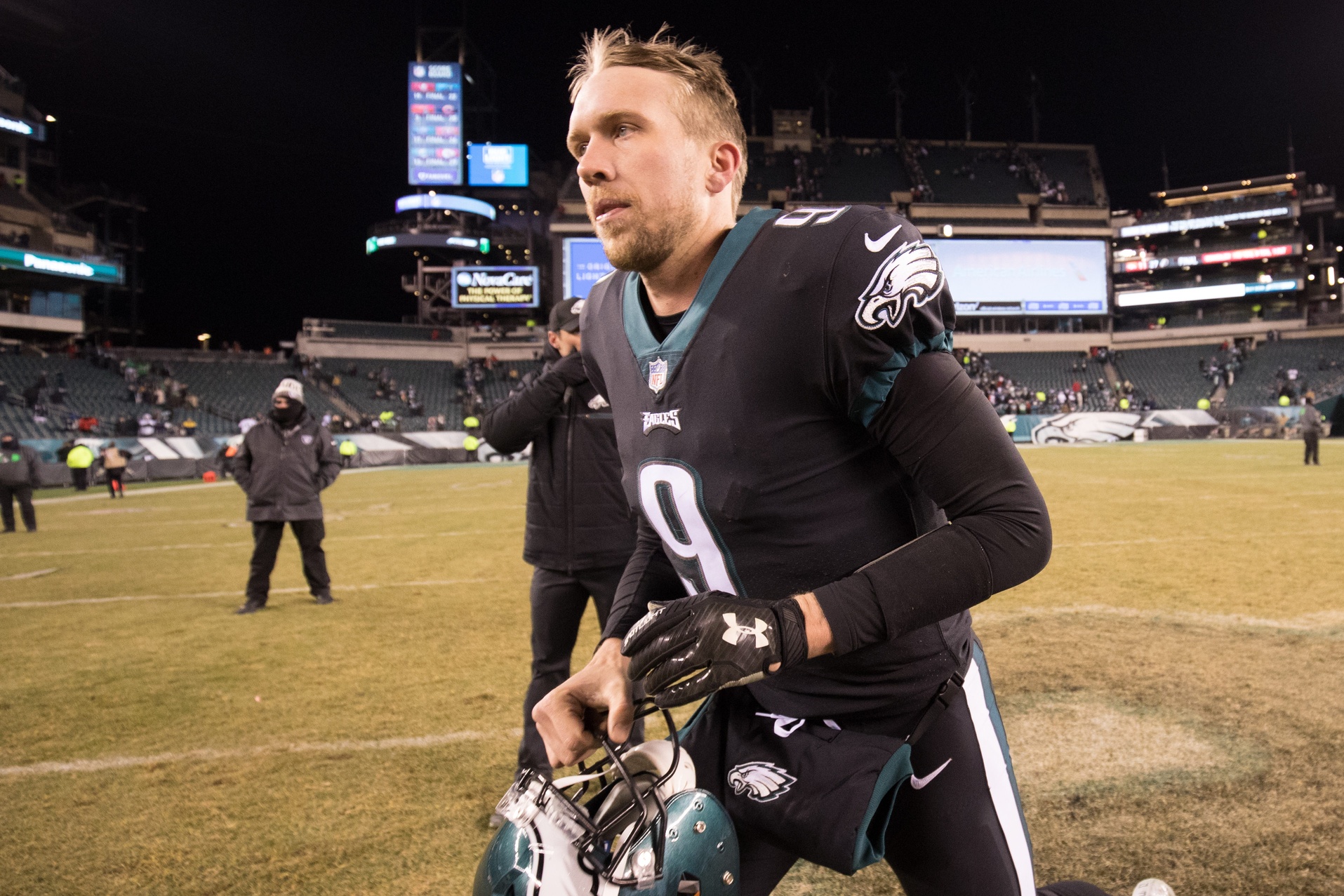 Reports: Eagles and Nick Foles Agree to Revised Contract