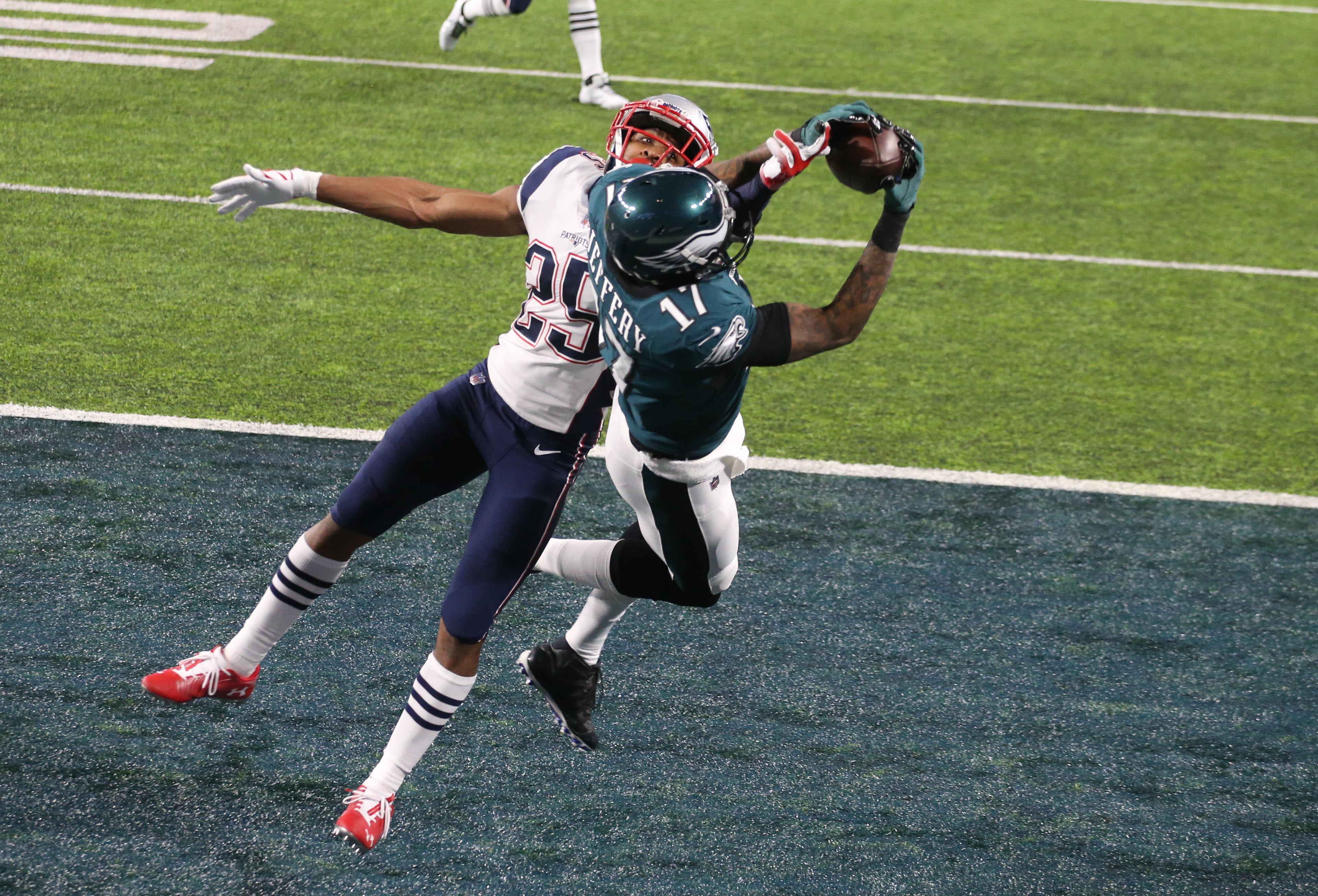 Report: Alshon Jeffery Played the Entire Season With a Torn Rotator Cuff