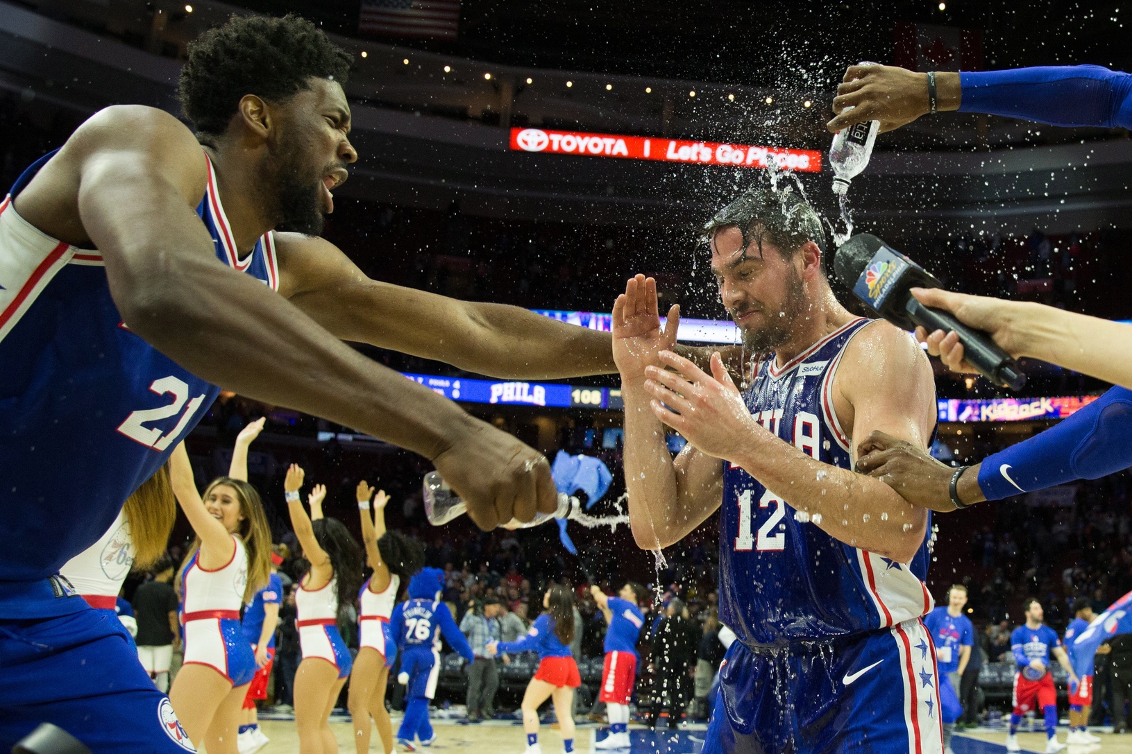 Your Thursday Morning Roundup