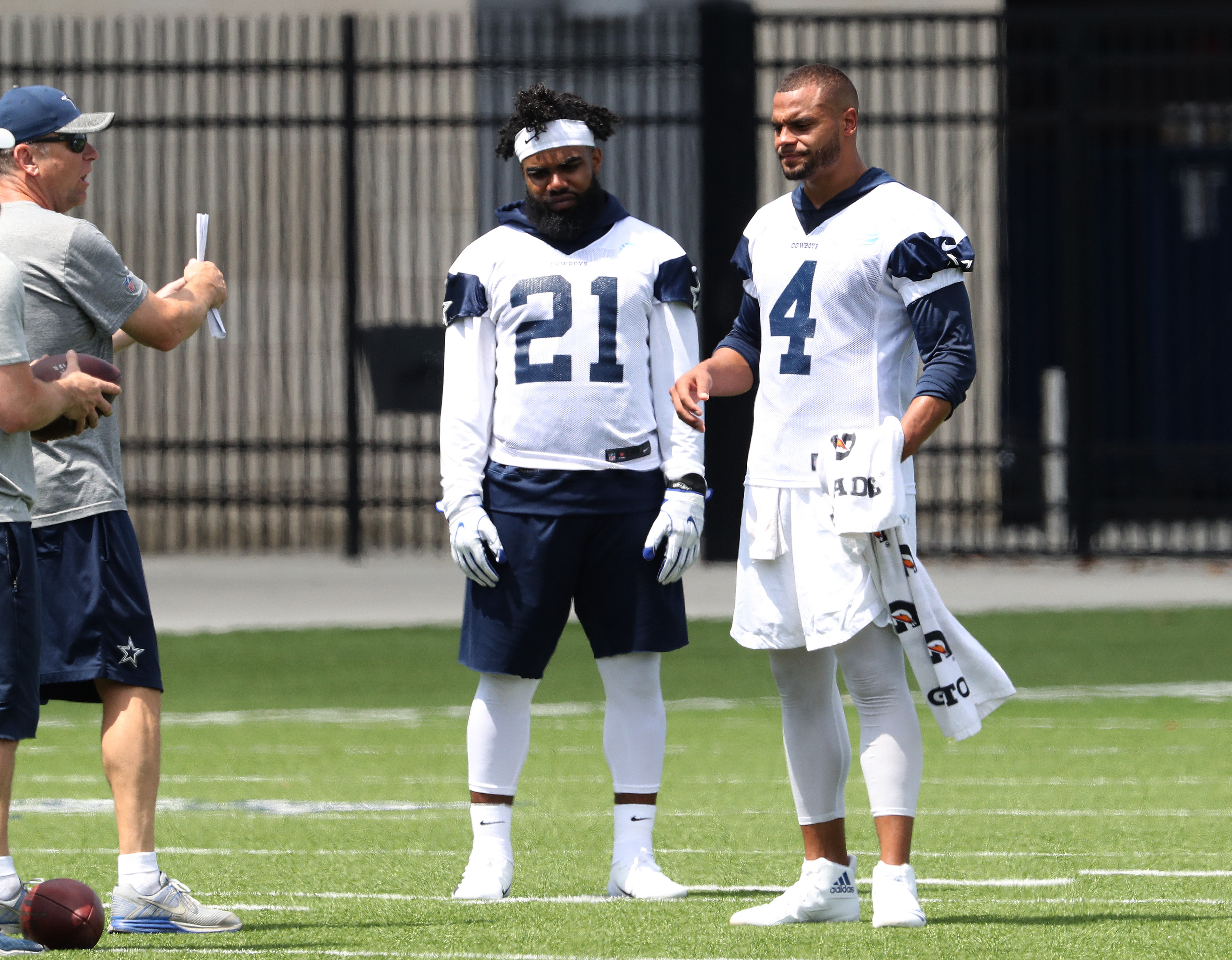 A Dallas Cowboys Sausage Party