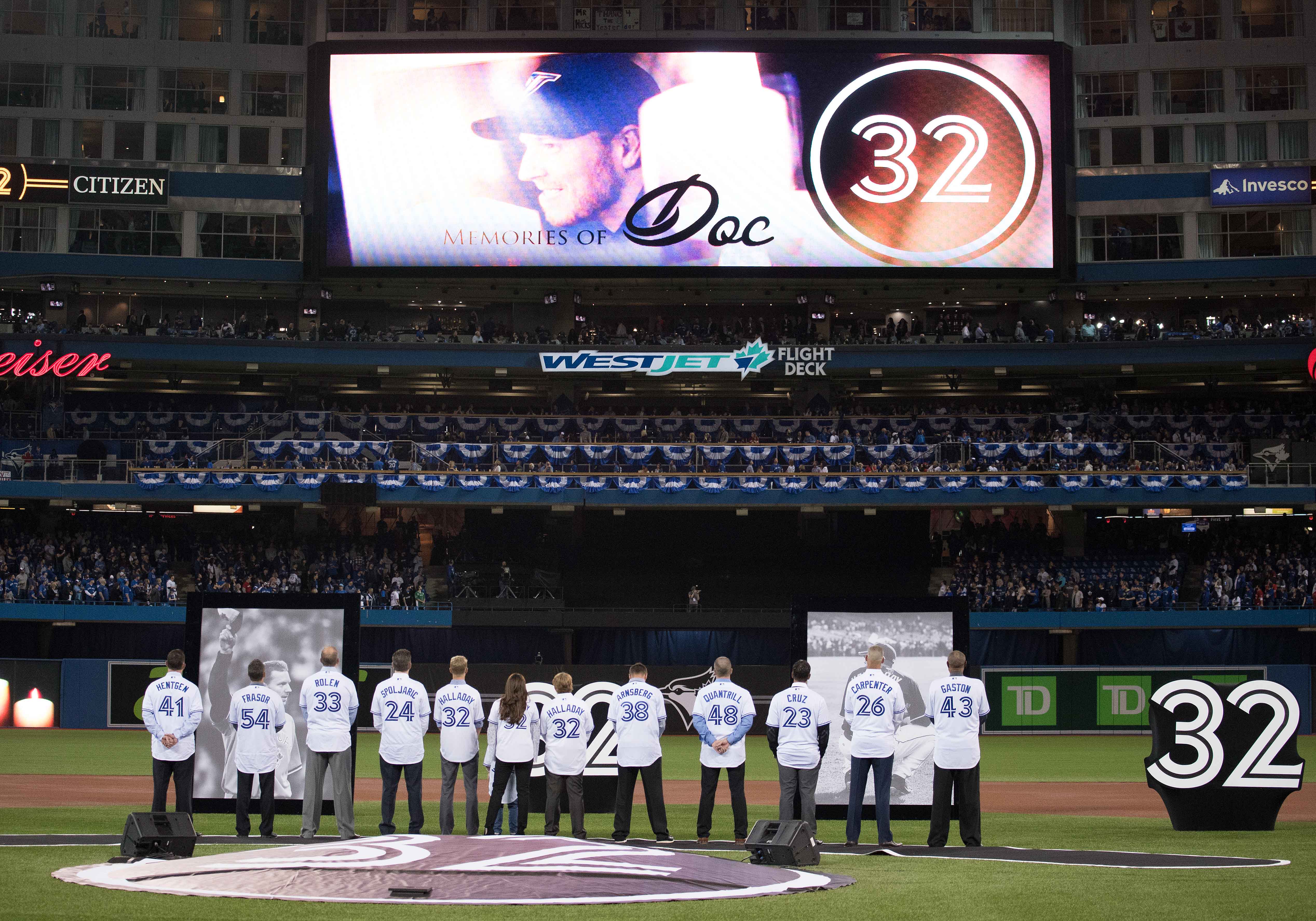 Roy Halladay Will Enter Hall of Fame Without A Team on His Cap