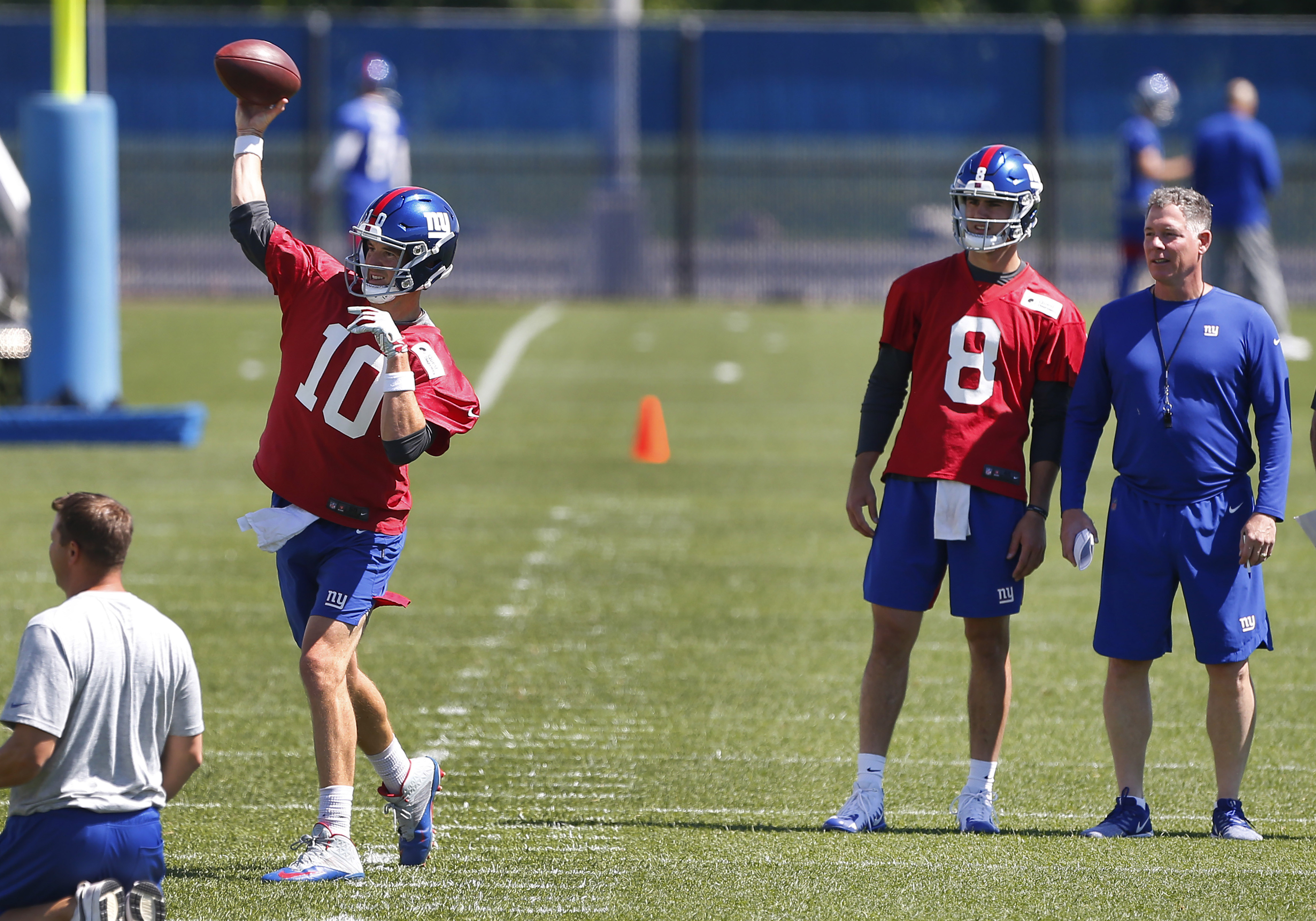 Daniel Jones and Eli Manning