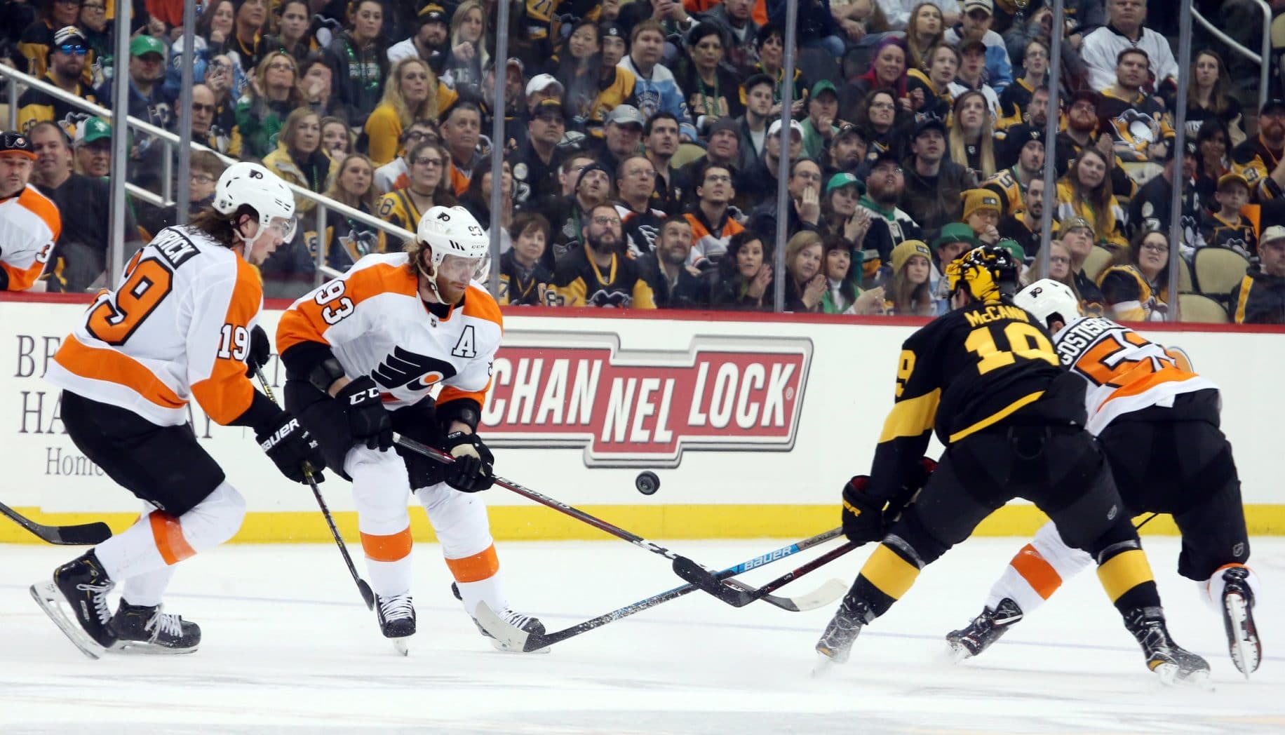 PA Sportsbooks Are Running a Ton of Betting Boosts on Flyers vs. Penguins Tonight