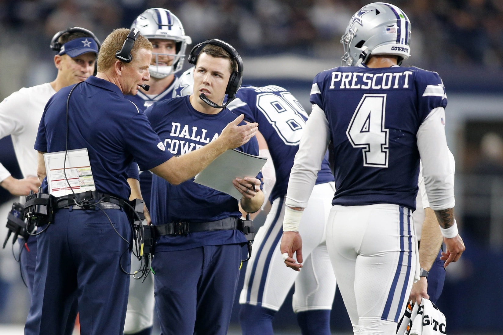 Dallas Cowboys Reportedly Firing Entire Coaching Staff