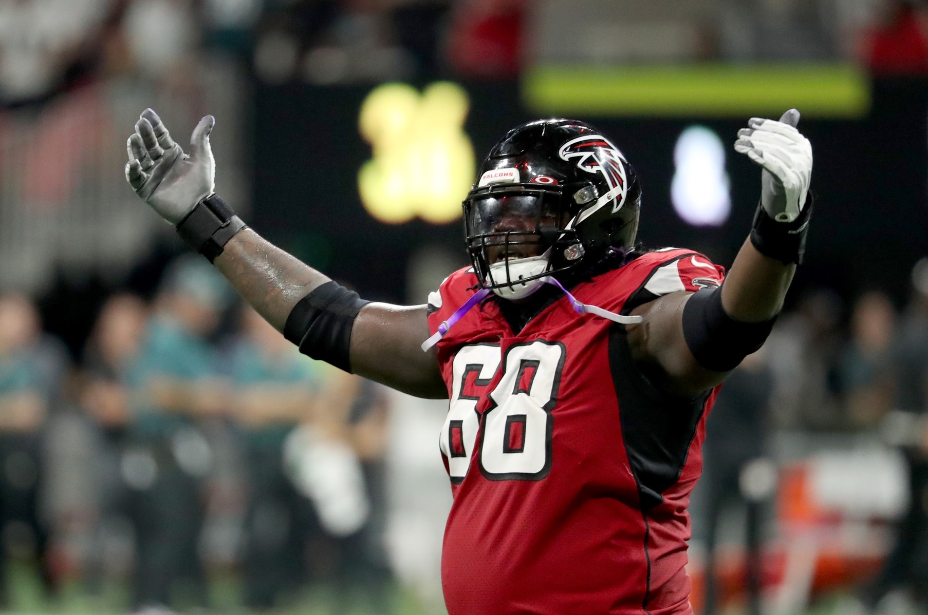 Jamon Brown Will Start for the Eagles on Sunday