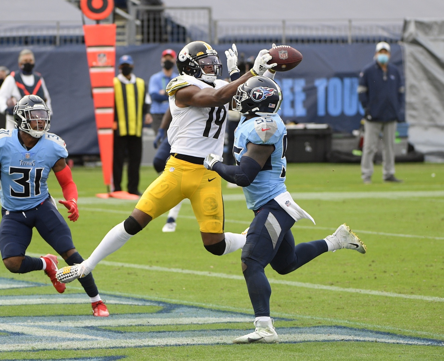 Outrageous: JuJu Smith-Schuster Fined $5,000 for Sock Violation