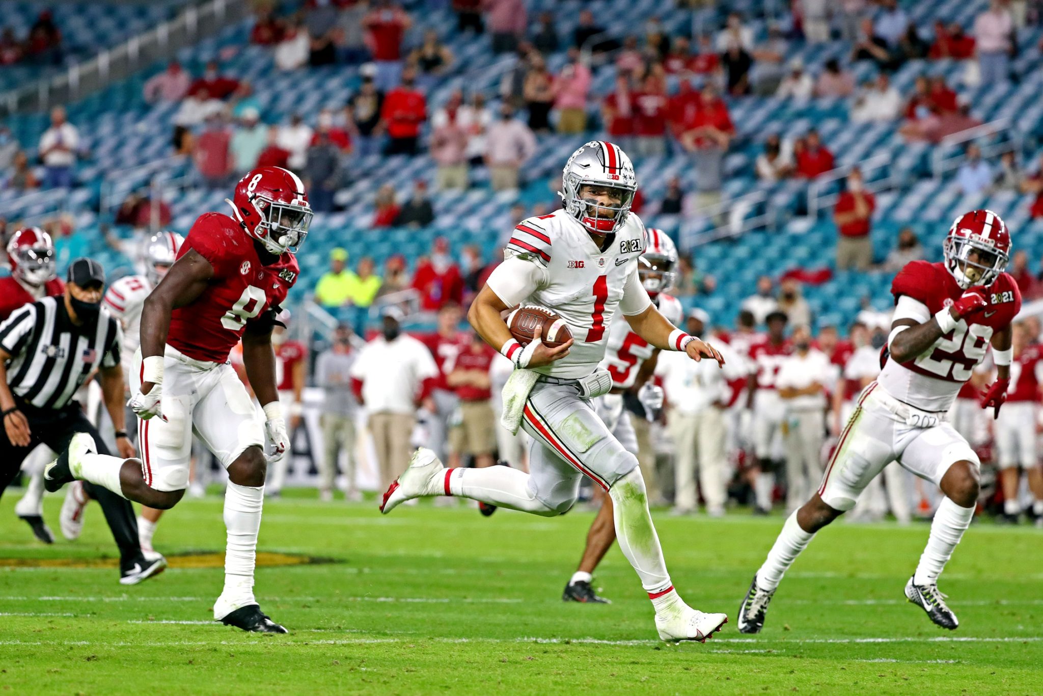 Chris Simms’ Mock Draft Has Justin Fields…. Dropping All the Way to 32