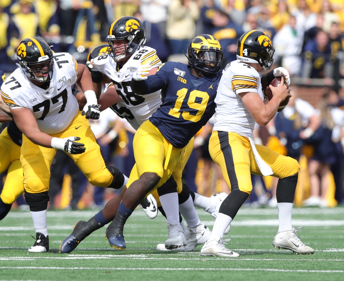 NFL Draft: Would the Eagles go Defensive Line at #12?