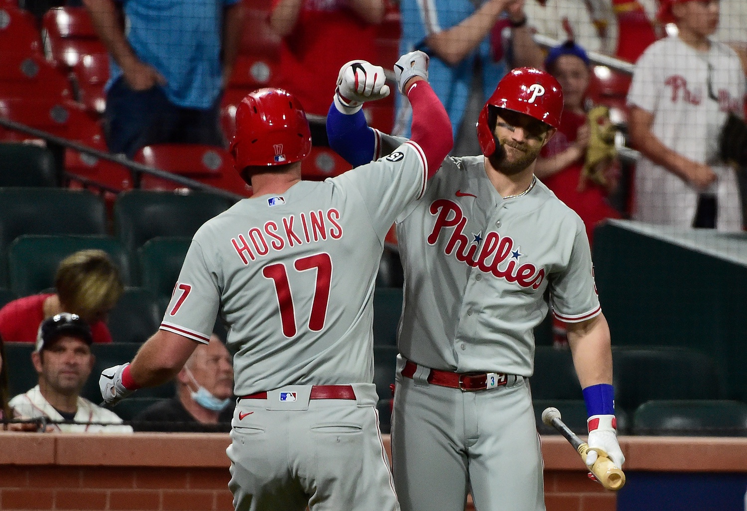 phillies cardinals odds picks predictions