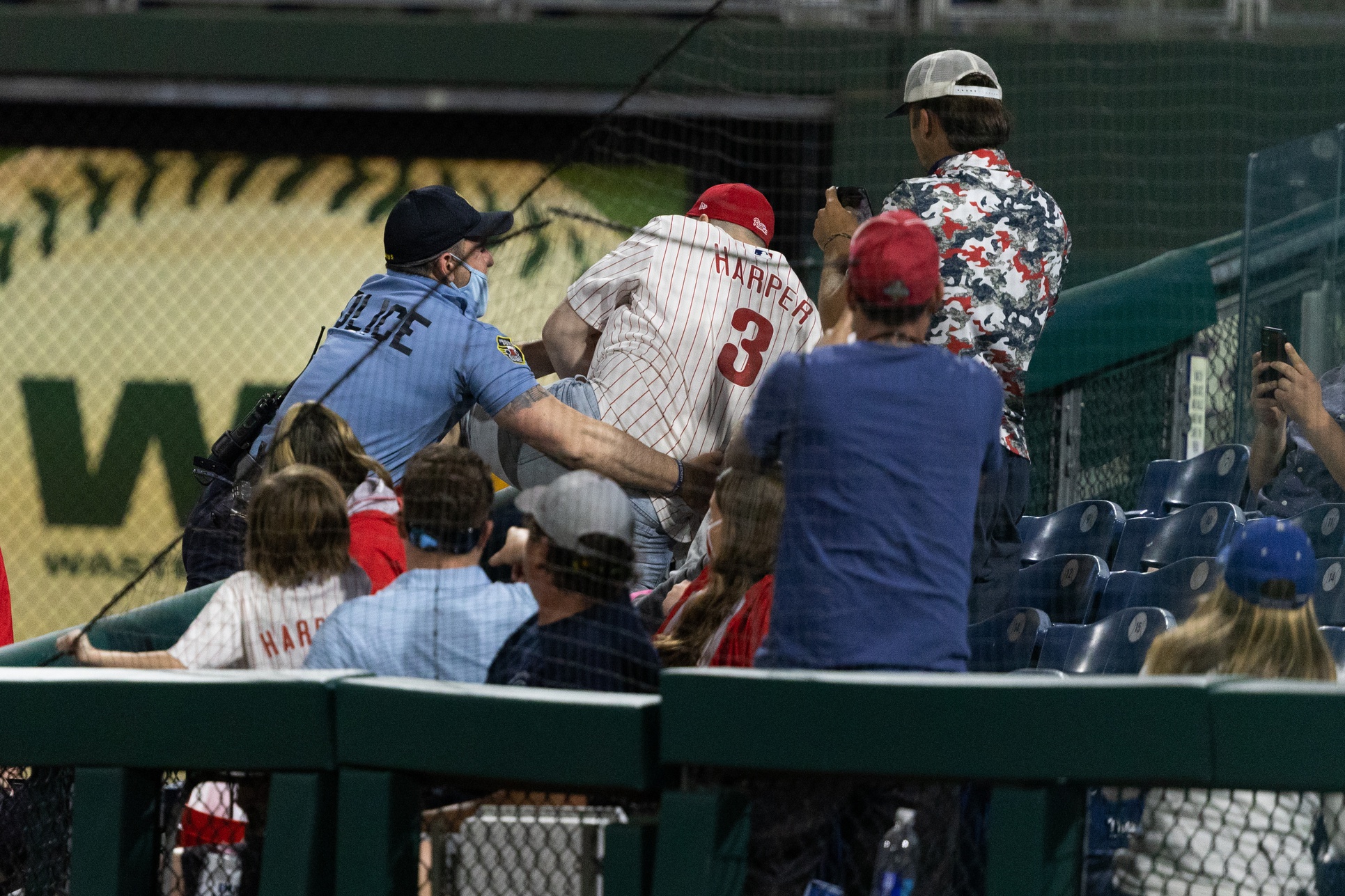 Guy Runs Onto Field, Phillies' Bats Promptly Go Off in Late Comeback Win -  Crossing Broad