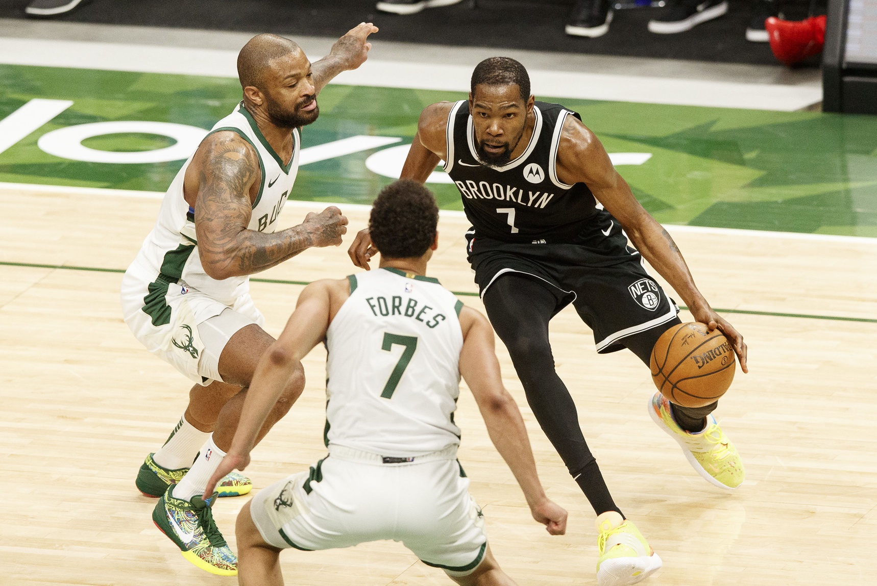 Best Bucks vs. Nets Game 1 Player Prop Picks (June 5, 2021) Crossing