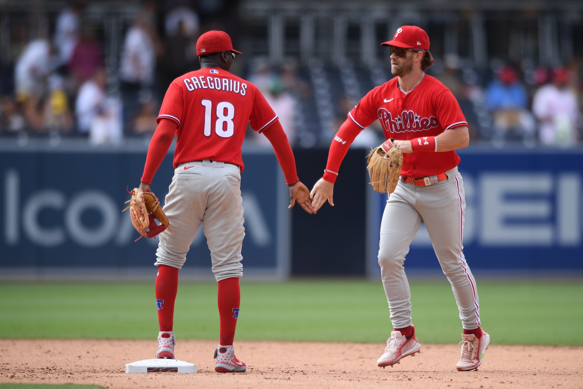 Phillies release veteran shortstop Didi Gregorius 