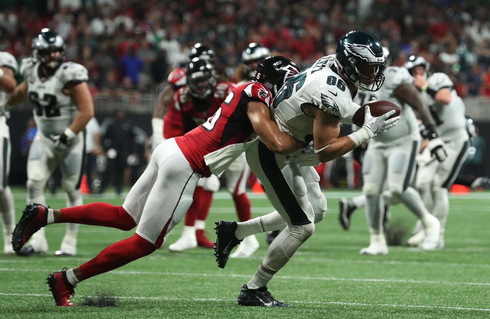 Bet on the Eagles vs. Falcons Total with Unibet: Pick and Analysis
