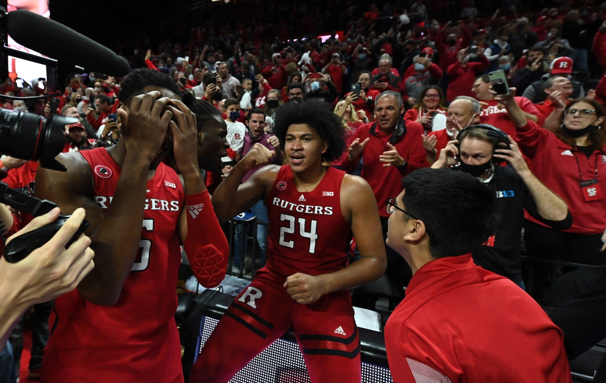 Rutgers Knocks off #1 Purdue on Outrageous Buzzer Beater