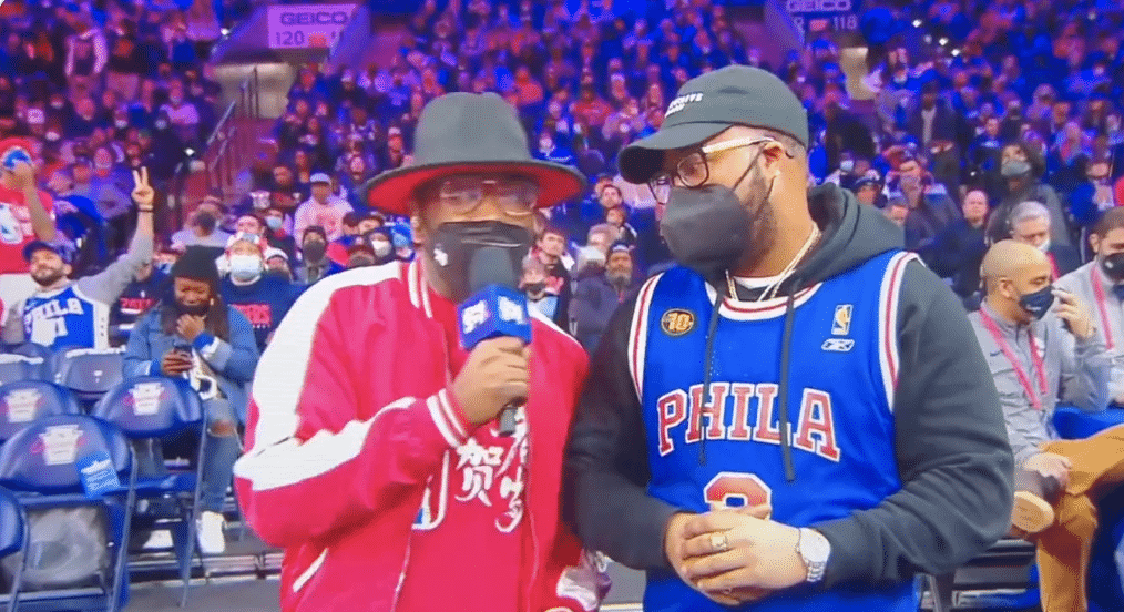 The Sixers Found the Worst Blackjack Player of All-Time in the Crowd