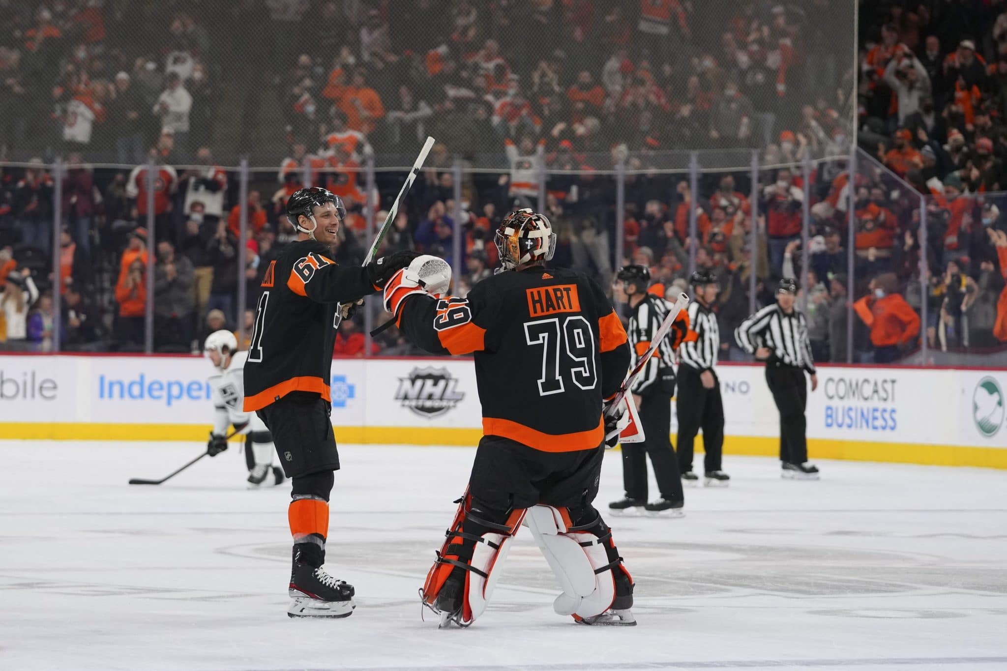 Philadelphia Flyers Making a Concerted Effort to Reconnect with Fans