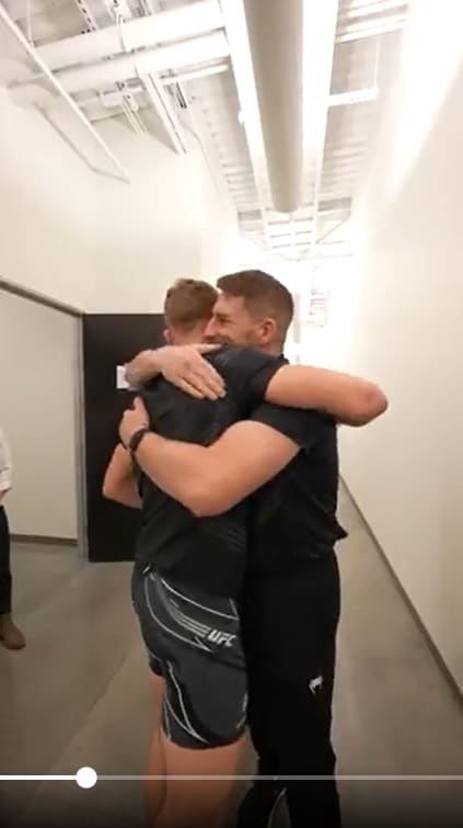 Philadelphia’s Kyle Daukaus Gets UFC Performance of the Night for Submission at the Buzzer