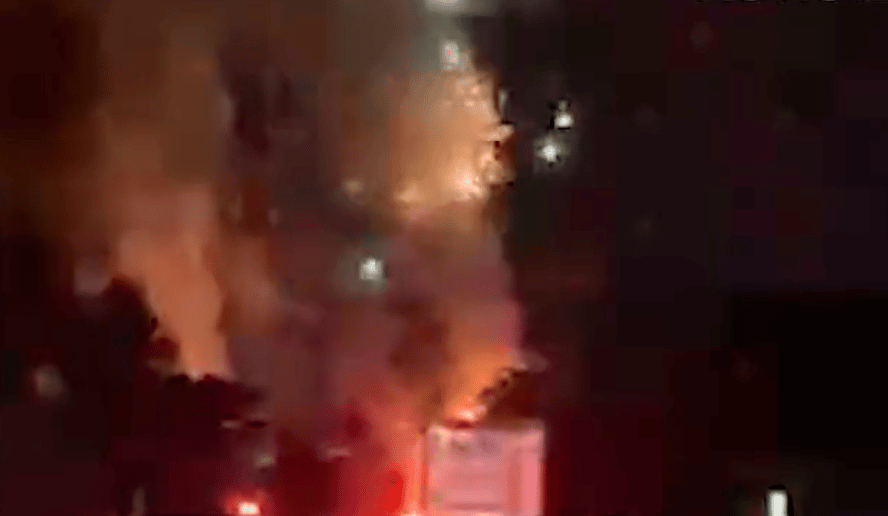 A Truck Carrying 10,000 Pounds of Fireworks Caught Fire on a NJ Highway and it was a Show