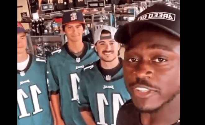 A.J. Brown Shows Up at Eagles Pro Shop, Buys Every Birds Fan His Jersey