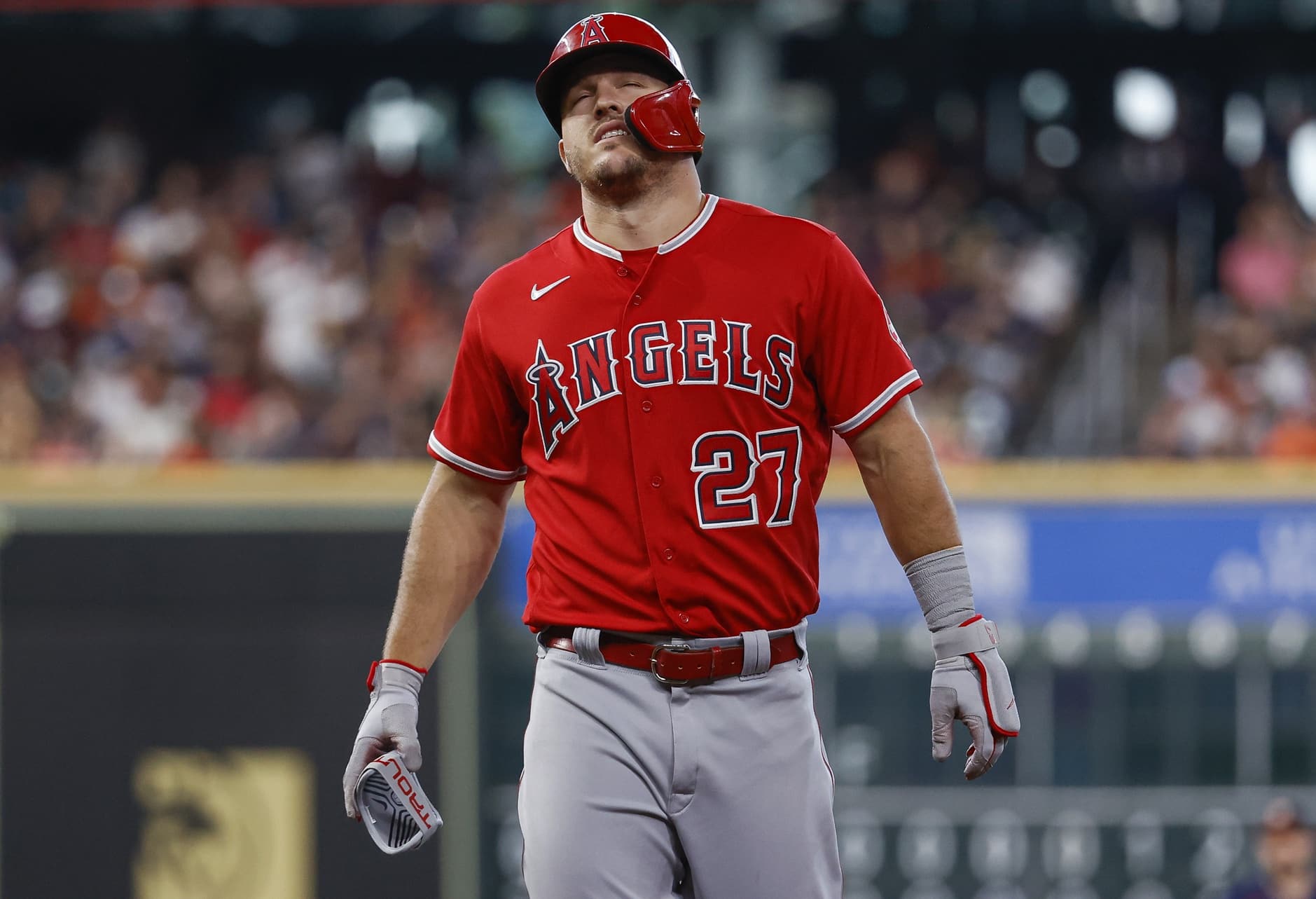 Mike Trout is Lame for Wanting to Stay in Anaheim
