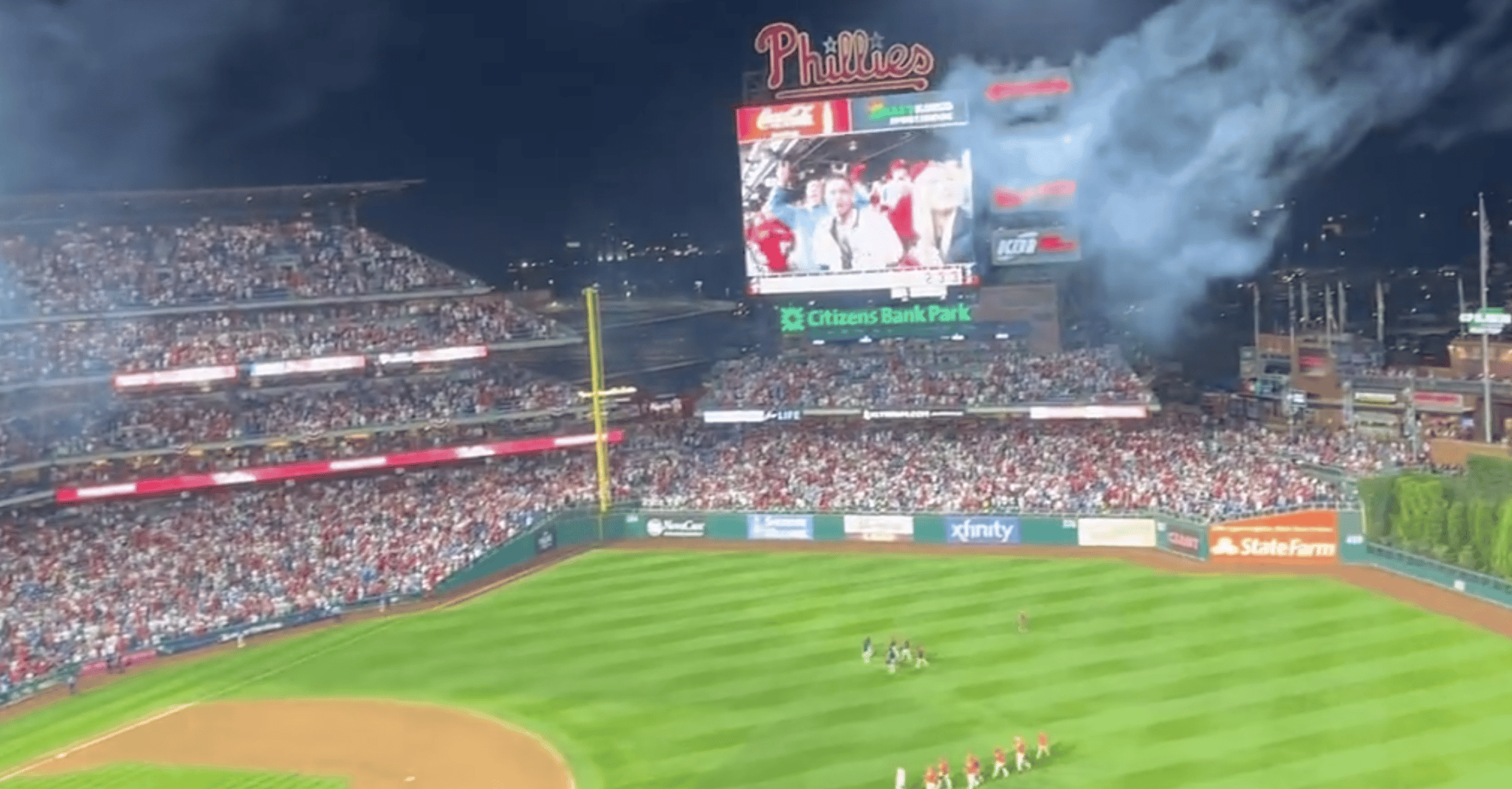 THE PHILLIES ARE DANCING ON THEIR OWN TO GAME 4!