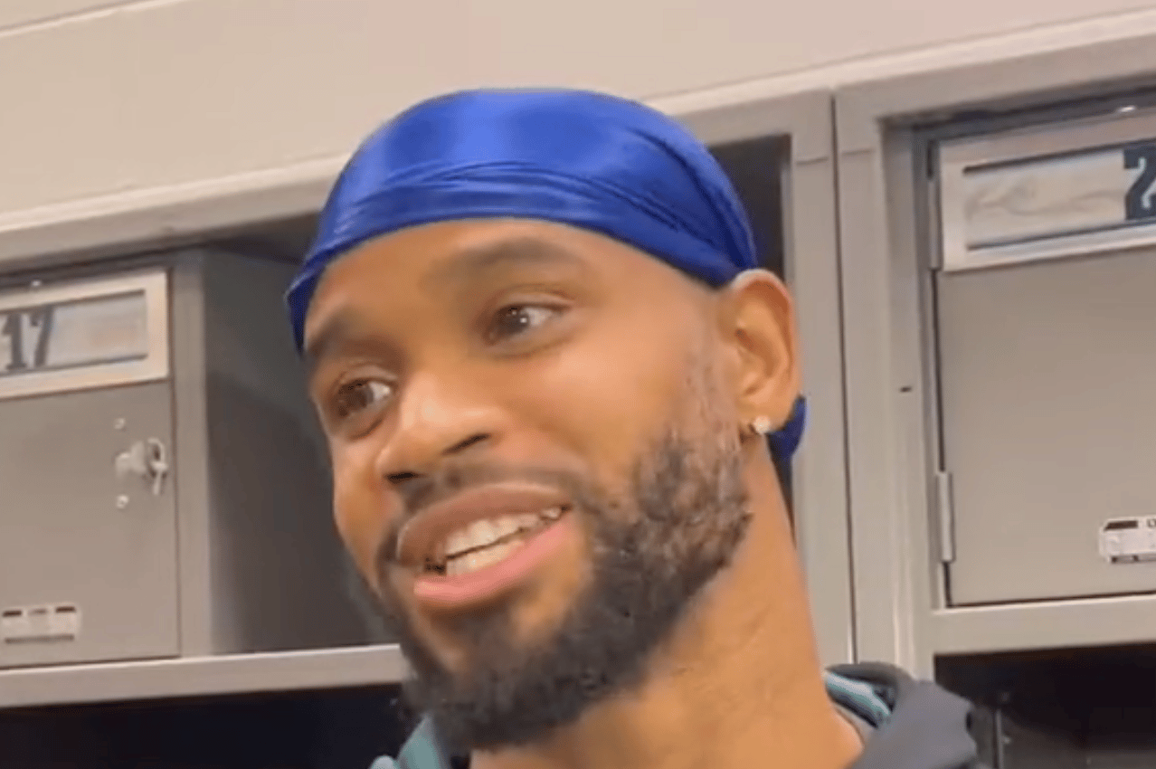 Darius Slay Says He’s Going to Switch to WR and Get 1,500 Yards with Jalen Hurts