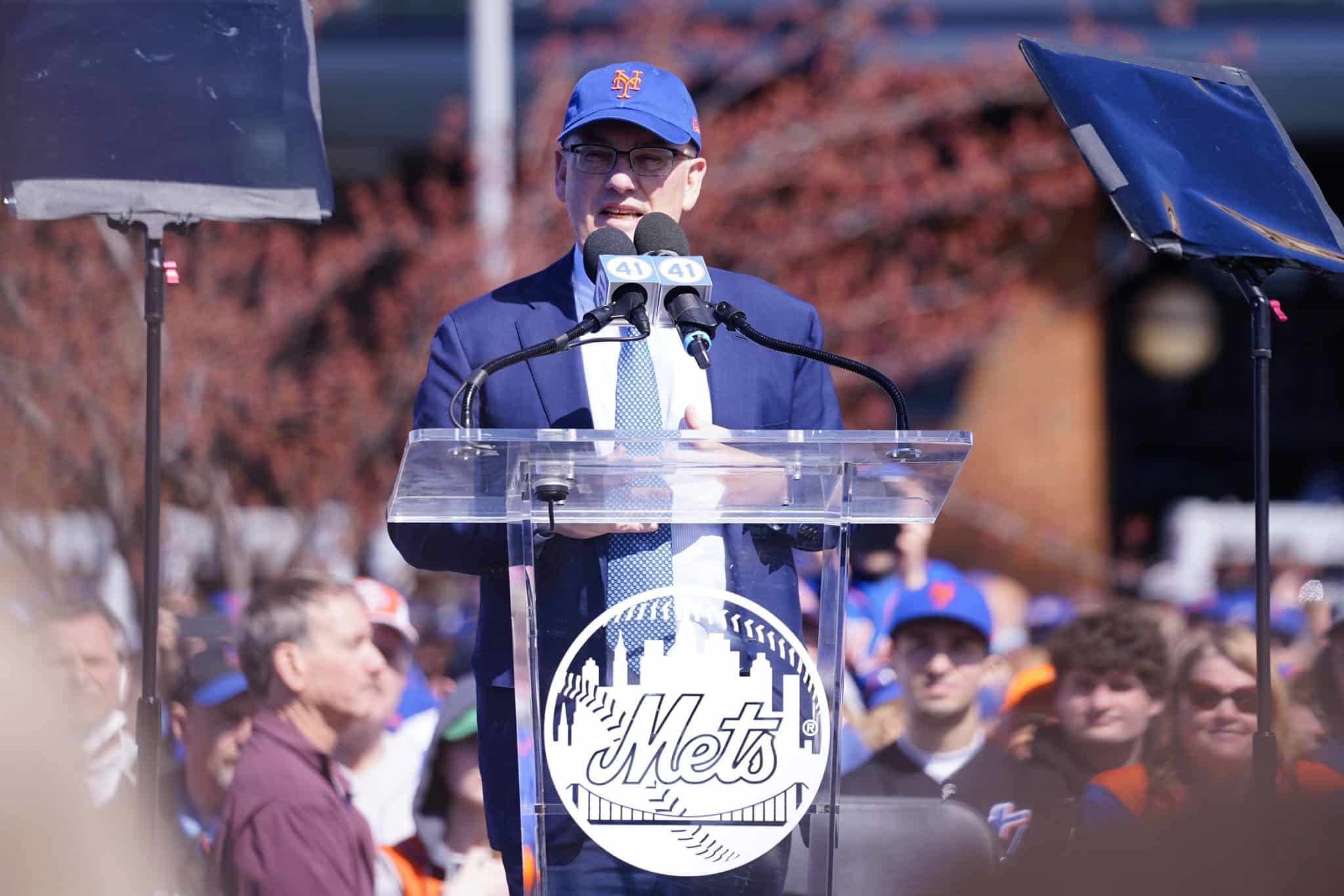 The Mets Are Concerned About Carlos Correa’s Physical and Might Not Be Able To Back Out of the Deal Cause Steve Cohen Can’t Shut Up