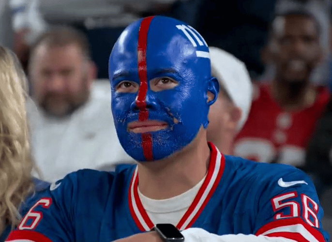 Giants Fans are Dyeing their Schlongs Blue for Good Luck Against the Eagles