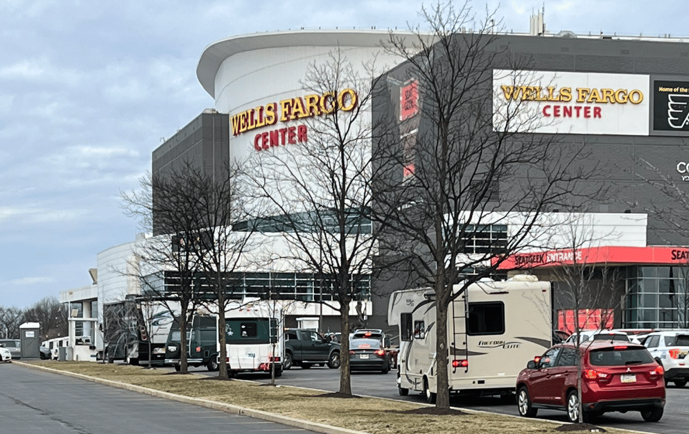 The Villanova Game is Causing A Clusterfuck For Eagles Tailgaters