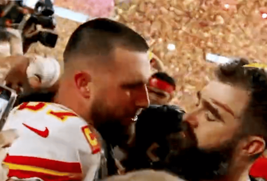 This Moment Between Jason and Travis Kelce After the Game was Awesome