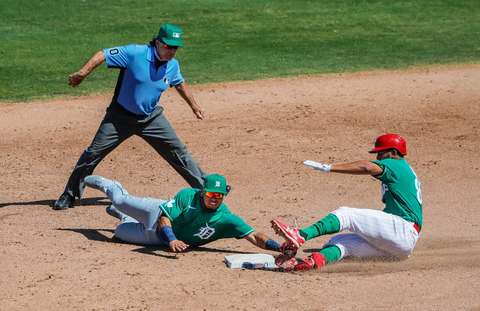 Philadelphia Phillies Abad Team Issued Jersey 44 St Patricks Day Green,  in 2023