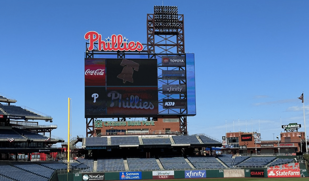 There’s Some Straight Up David Copperfield Shit Going on With the Phillies’ New Scoreboard