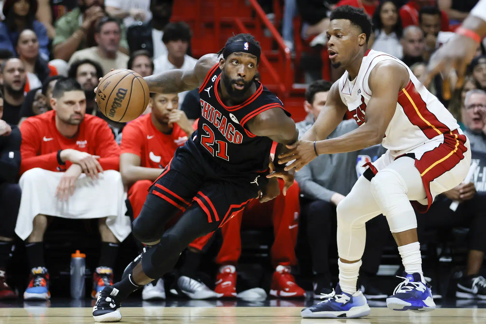 Patrick Beverley Is A 76er Crossing Broad patrick-beverley-is-a-76er-crossing-broad