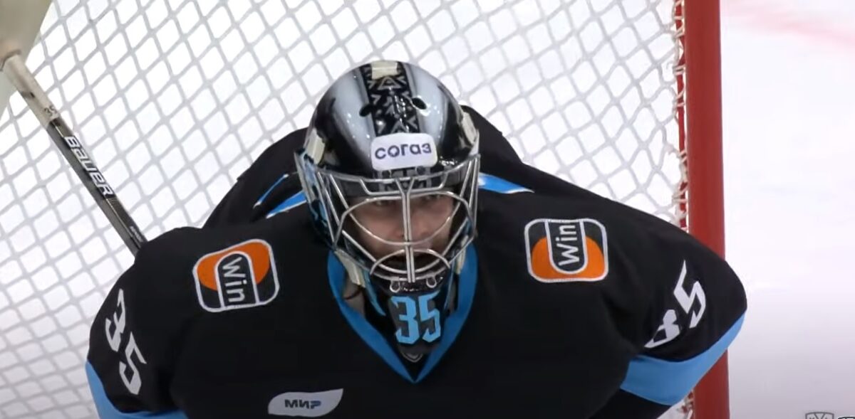 Flyers Goalie Prospect Alexei Kolosov is Coming Over from Belarus, but What's the Plan for Him? - Vimarsana News
