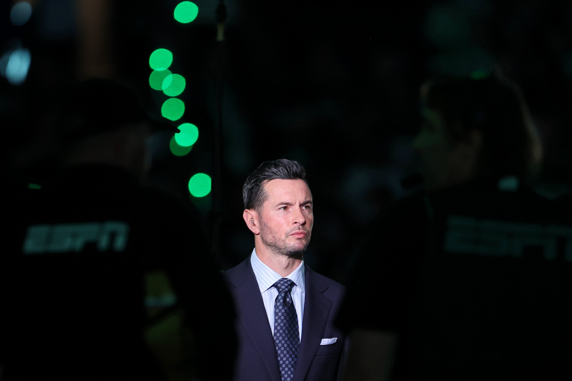 レイカーズ、NBAチームのコーチとして史上初のポッドキャスターを雇用